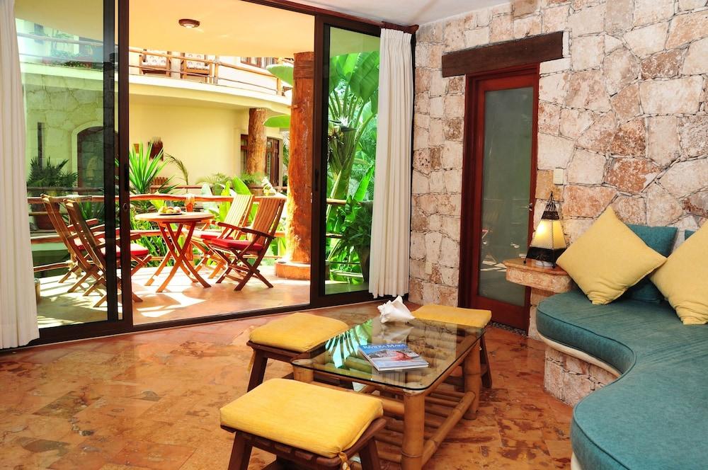 Villas Sacbe Condo Hotel And Beach Club Playa del Carmen Exterior photo
