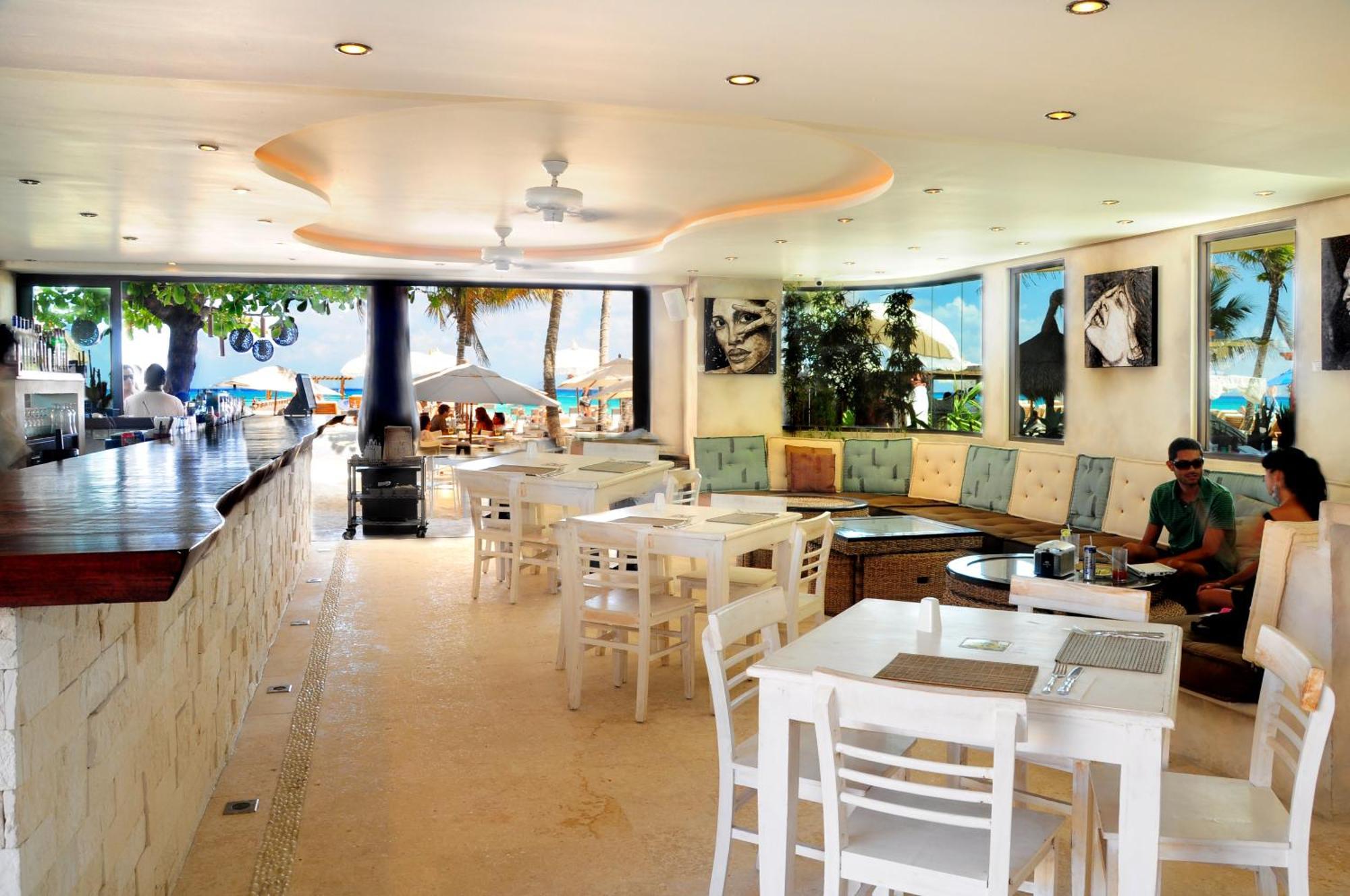Villas Sacbe Condo Hotel And Beach Club Playa del Carmen Exterior photo