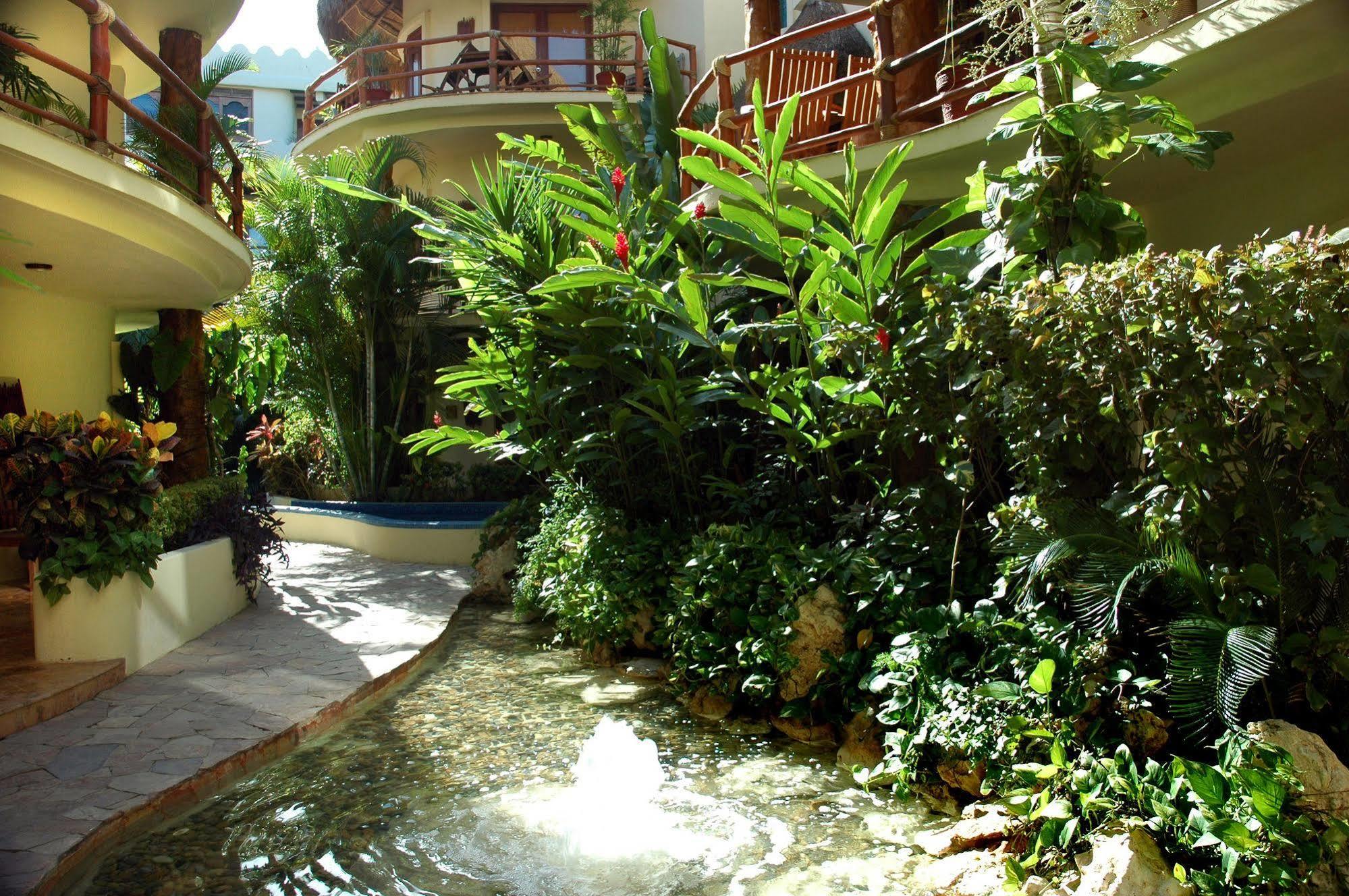 Villas Sacbe Condo Hotel And Beach Club Playa del Carmen Exterior photo
